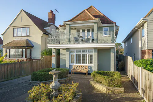Gorleston On Sea beach house, C958