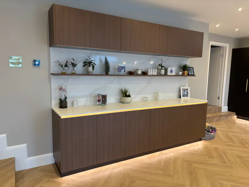 Mill Hill modern family home, D2873 (photo 9)