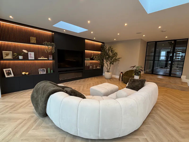 Mill Hill modern family home, D2873 (photo 17)