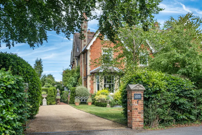 Stunning Dorking Victorian Home, B2115 (photo 25)