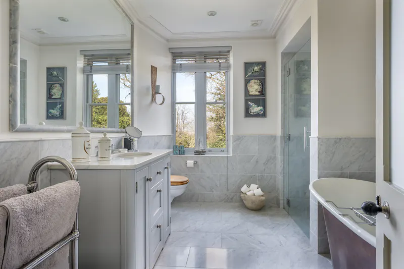 Bath - rolltop at Stunning Dorking Victorian Home, B2115 (photo 12)