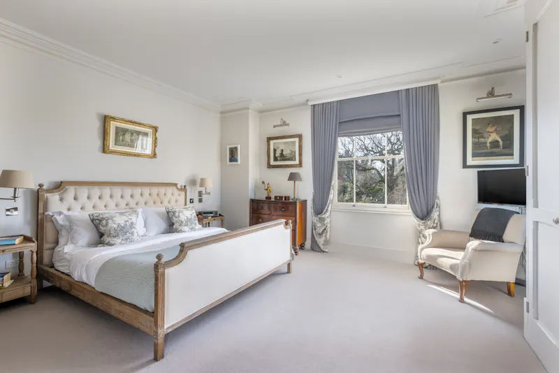 Bedroom at Stunning Dorking Victorian Home, B2115 (photo 10)