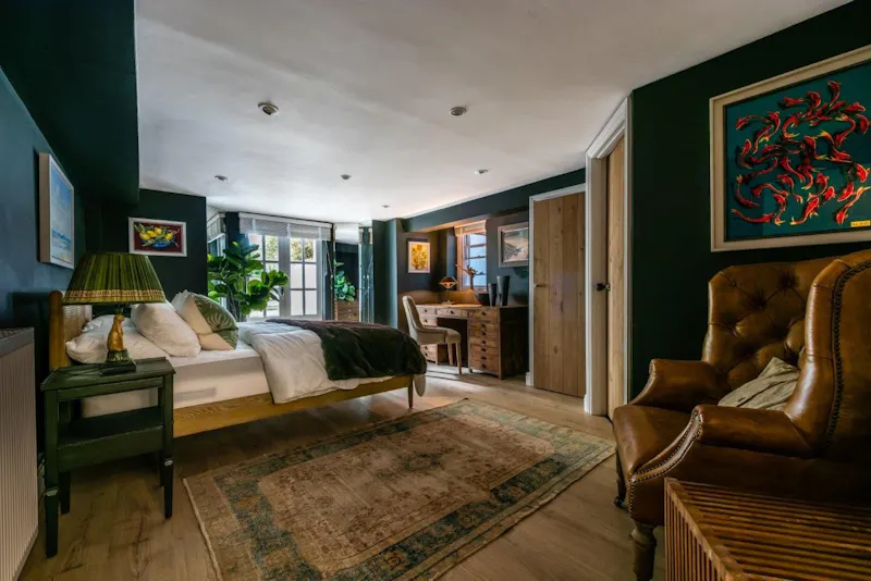 Bedroom at Stunning Dorking Victorian Home, B2115 (photo 17)