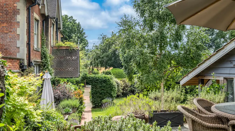 Stunning Dorking Victorian Home, B2115 (photo 22)
