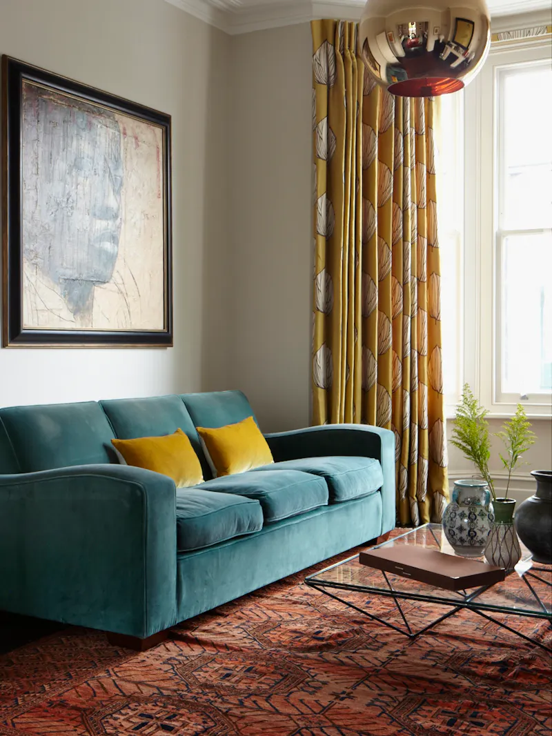 Shepherd's Bush family home, B2116 (photo 3)
