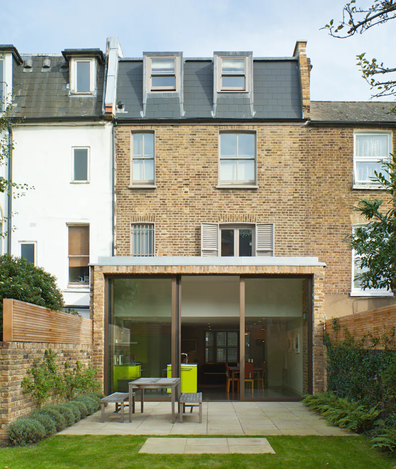 Terrace/Patio at Shepherd's Bush family home, B2116 (photo 24)