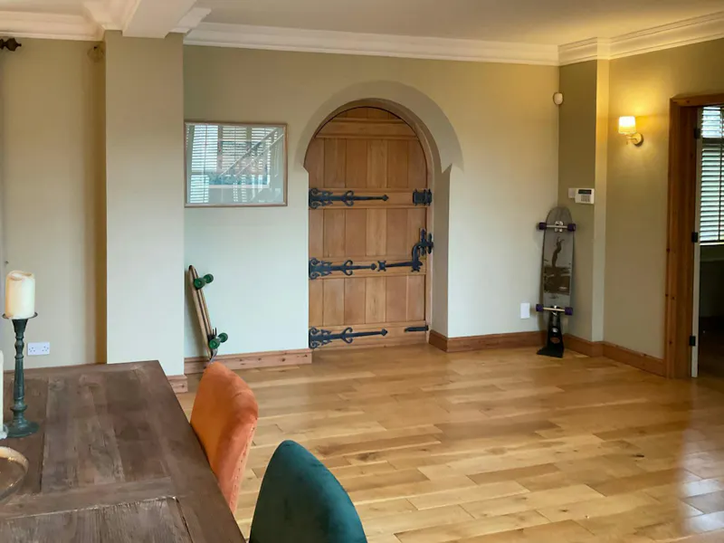 Beautiful Bedford barn, L777 (photo 8)