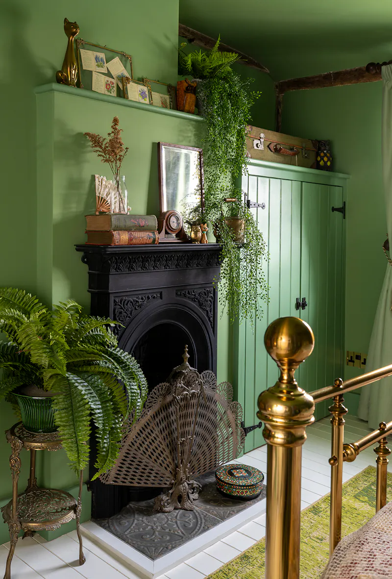 Colourful cosy Hertford cottage, C954 (photo 27)