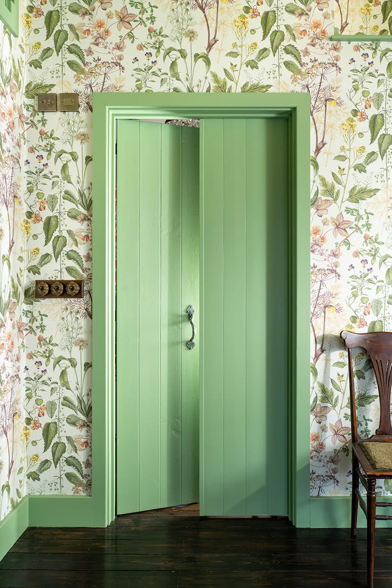 Colourful cosy Hertford cottage, C954 (photo 31)