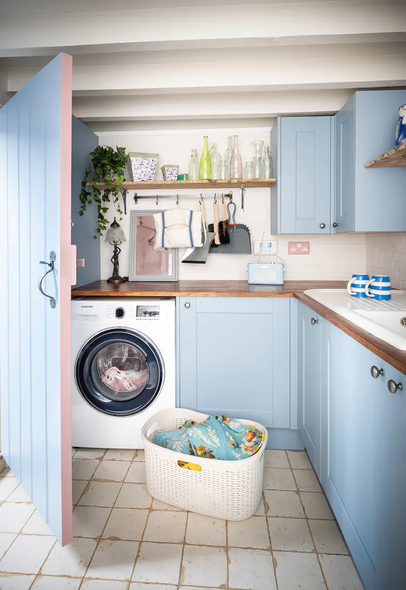 Utility room at Colourful cosy Hertford cottage, C954 (photo 44)
