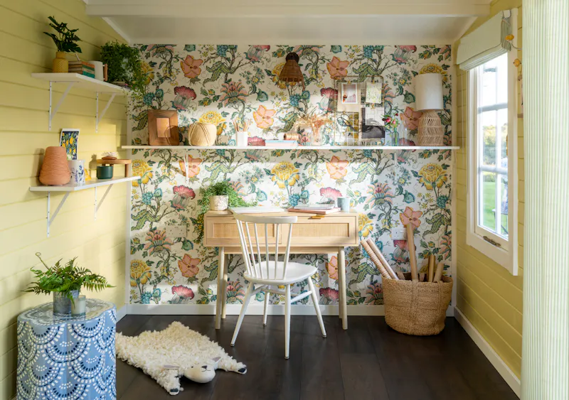 Colourful cosy Hertford cottage, C954 (photo 50)