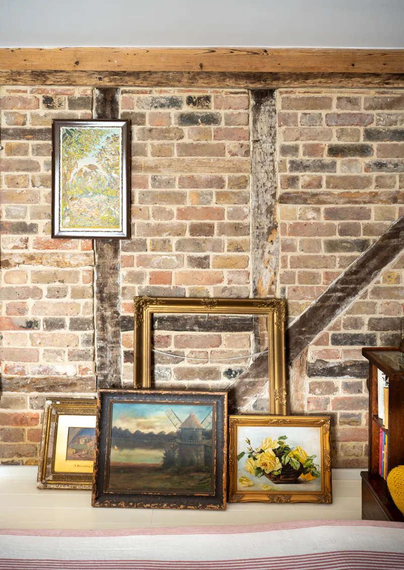Colourful cosy Hertford cottage, C954 (photo 41)