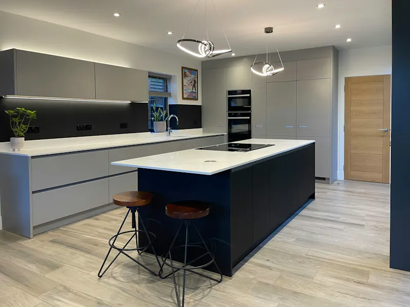 Kitchen at Modern Baldock family home, D2862 (photo 4)