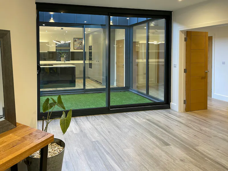 Modern Baldock family home, D2862 (photo 10)