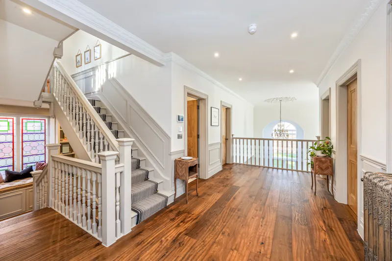Landing at Renovated Hove rectory , B2117 (photo 20)