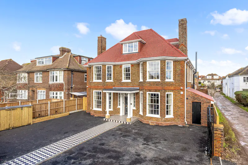 Renovated Hove rectory , B2117 (photo 46)