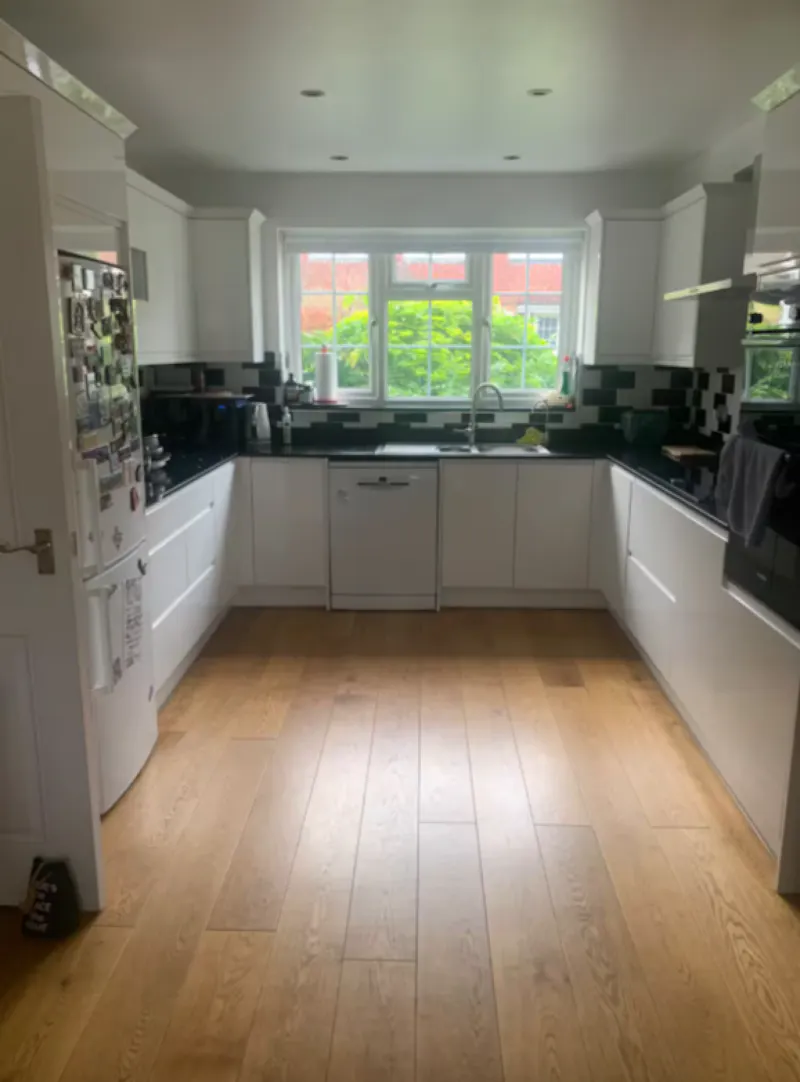 Kitchen at Pinner family home, D2863 (photo 11)
