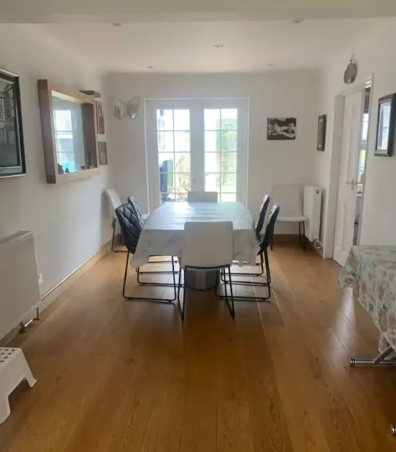 Pinner family home, D2863 (photo 10)