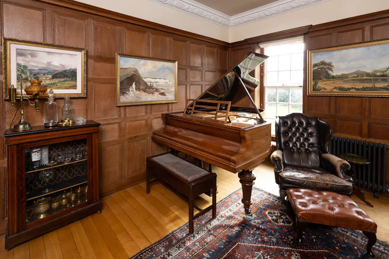 Stylish Folkestone Home, D2864 (photo 17)