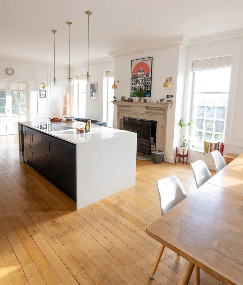 Stylish Folkestone Home, D2864 (photo 7)
