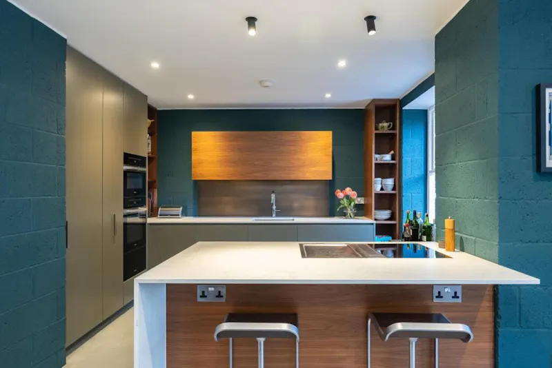 Kitchen at Stunning South London Villa, B2103 (photo 4)