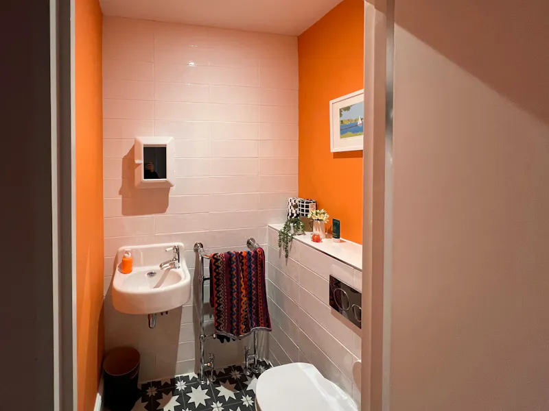 Bathroom at Stunning South London Villa, B2103 (photo 16)