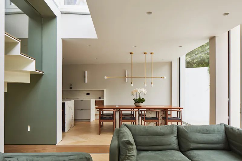 Open plan at Refined Haggerston home, B2120 (photo 8)