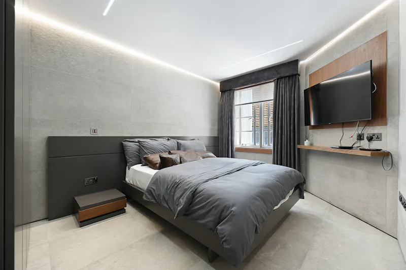 Bedroom at Sleek Modern Harrow apartment, B2118 (photo 17)