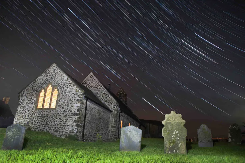 Cosy Medieval Welsh church, CH128 (photo 17)