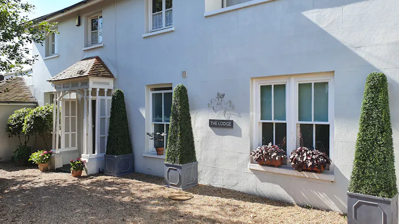 Charming Hastings Villa, A1688 (photo 37)