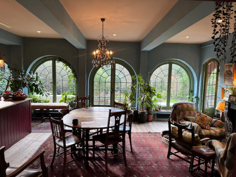 Dining room at Character period Hampstead Home, E551 (photo 4)