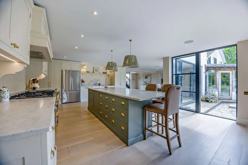 Kitchen at Modern 1970s Tadley Renovation , D2865 (photo 6)