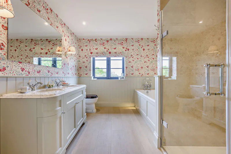 Bathroom at Modern 1970s Tadley Renovation , D2865 (photo 19)