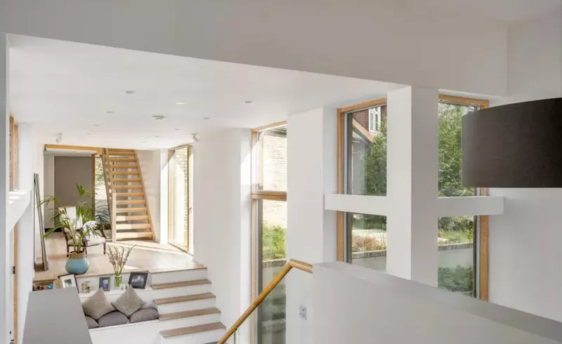 Modern hillside house Frensham, K517 (photo 11)