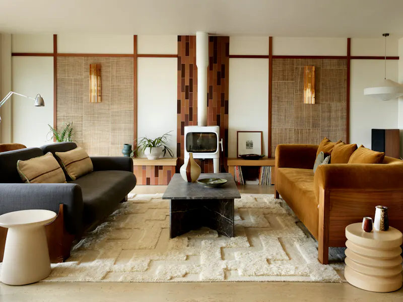 Living Room at Earthy Deal sea front house , D2866 (photo 3)