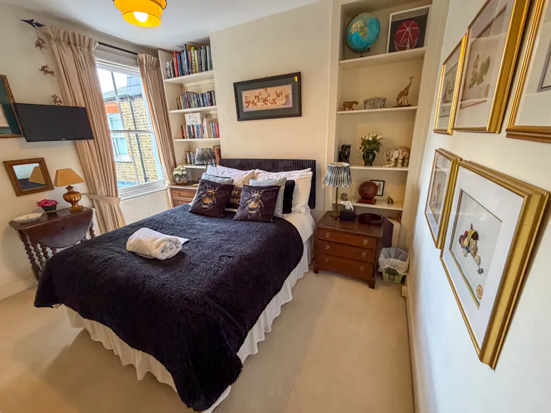 Bedroom at Barons Court Victorian terrace, B2123 (photo 27)