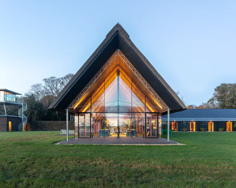 Suffolk Thatched Glass House, Q161 (photo 47)