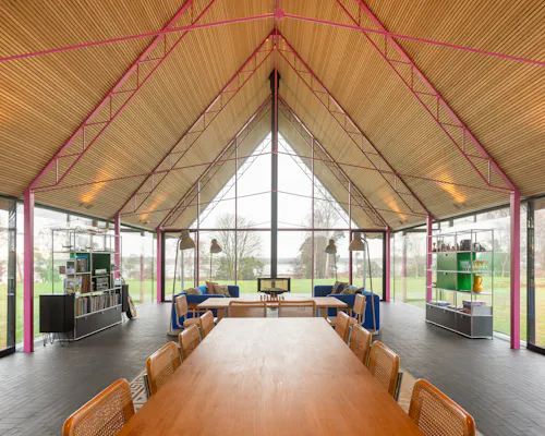 Suffolk Thatched Glass House, Q161