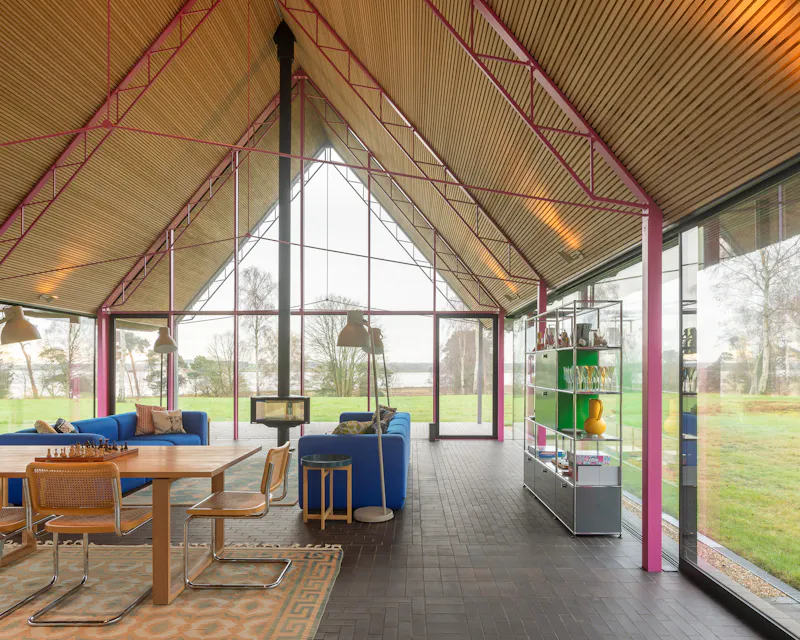 Suffolk Thatched Glass House, Q161 (photo 4)