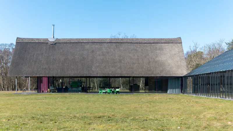 Suffolk Thatched Glass House, Q161 (photo 11)