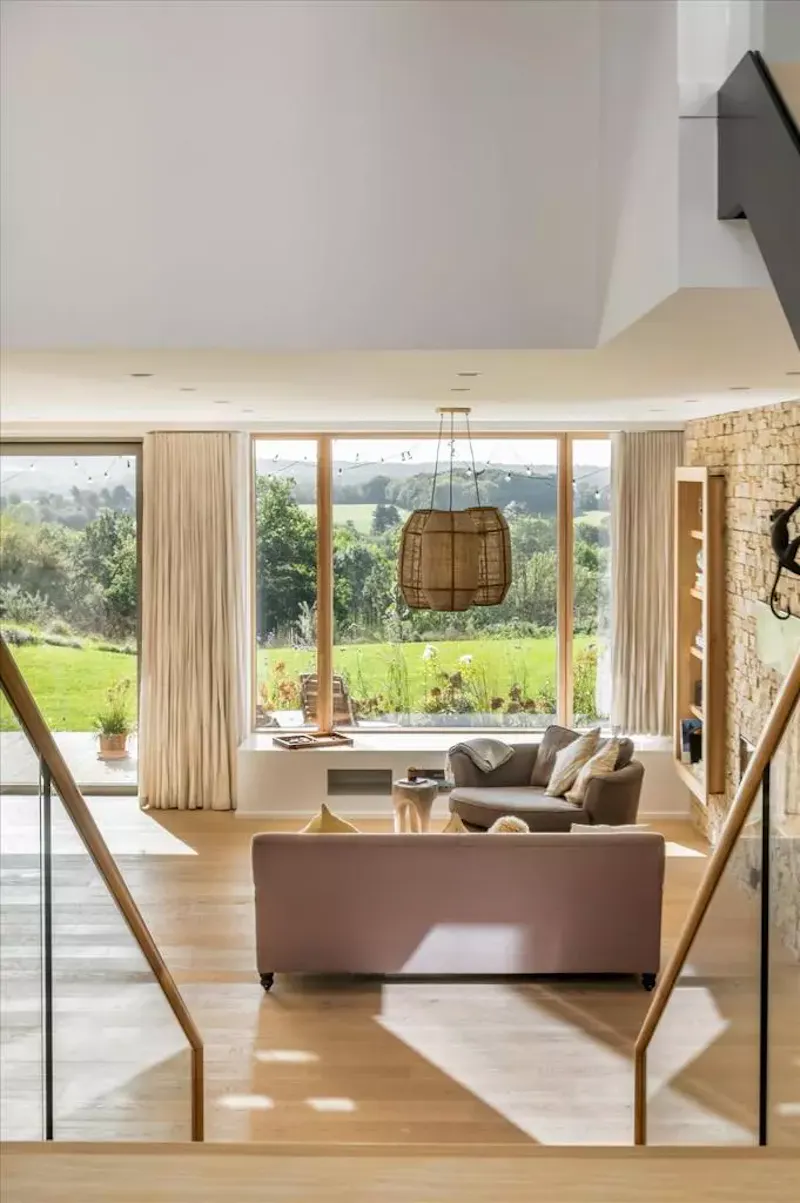 Modern hillside house Frensham, K517 (photo 9)