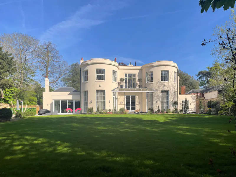 Mill Hill Georgian mansion , A1689 (photo 1)