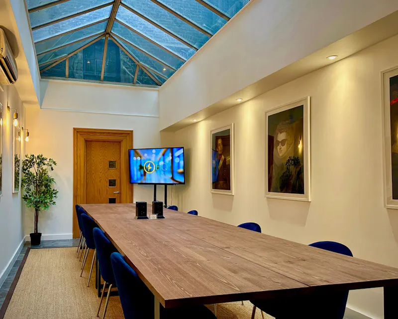 Boardroom at Contemporary Soho townhouse, A1691 (photo 10)