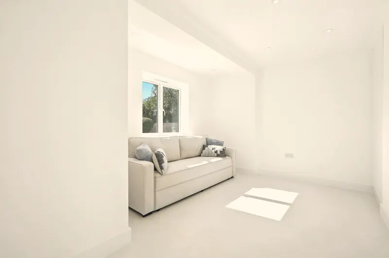 Sitting room at Epping Green minimalist house, D2871 (photo 5)