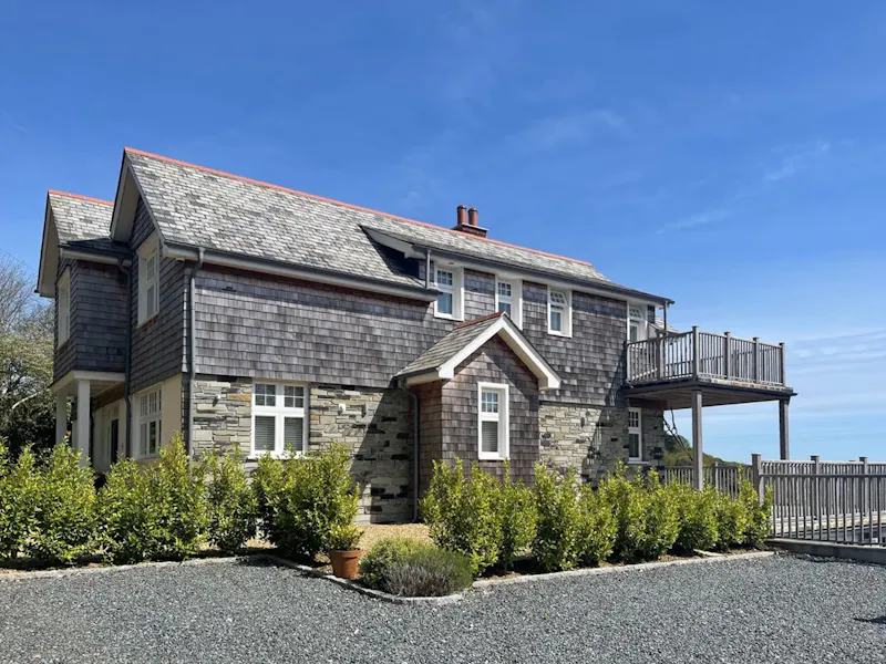 Striking Falmouth coastal home, D2869 (photo 1)