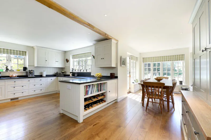 Refined Shalden Country House, D2870 (photo 5)