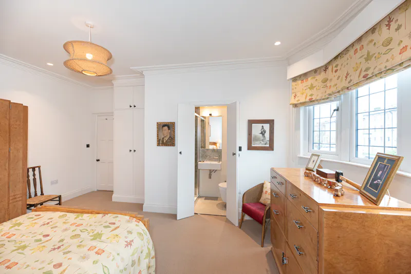 Edwardian Clapham family home, D2872 (photo 34)