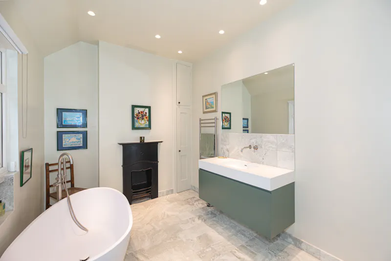 Edwardian Clapham family home, D2872 (photo 42)