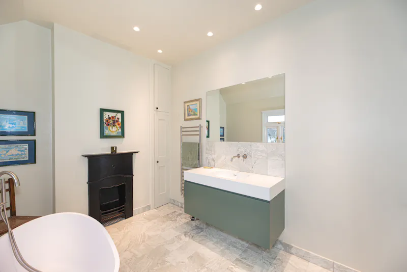 Edwardian Clapham family home, D2872 (photo 41)