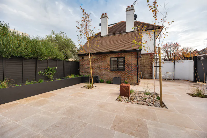 Edwardian Clapham family home, D2872 (photo 78)